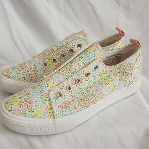 Serra Multicolor Floral Sneakers